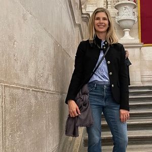 Meet your Posher, Amy